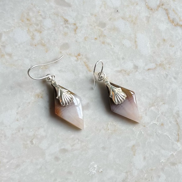 Sundance Jewelry - NWOT Sundance Sandy Dunes Earrings, Sandalwood Stone, Sterling Silver